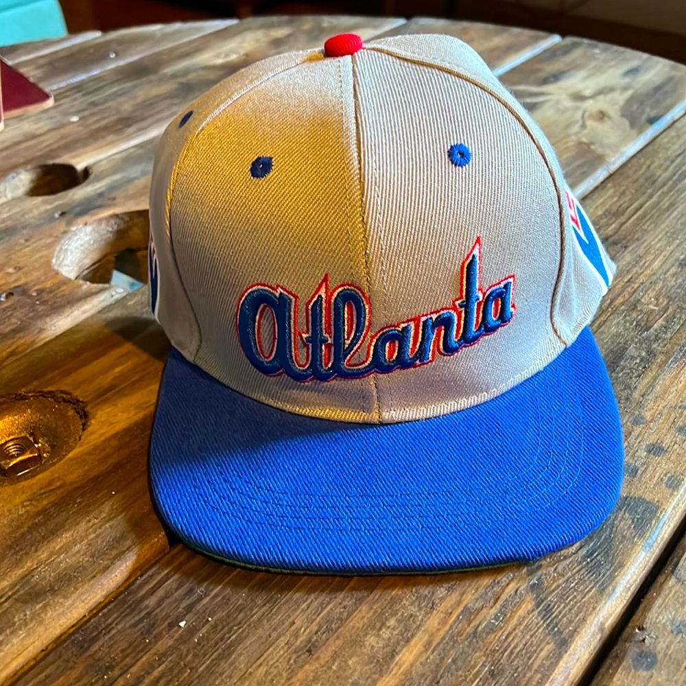 Exclusive ATL Braves hat NWOT - Picture 3 of 14